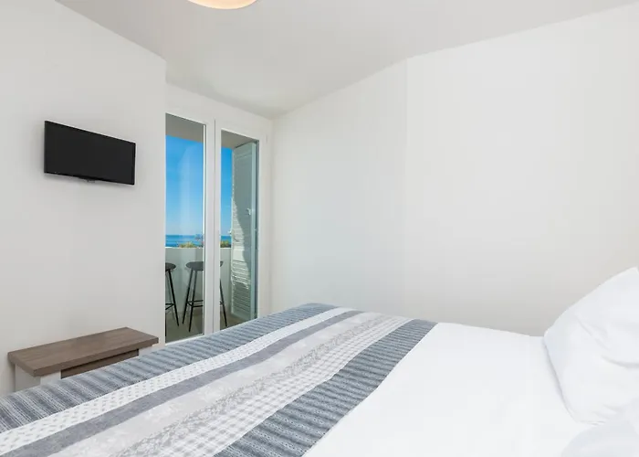 Luka Appartement *